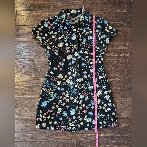 Storia Embroidered Mini Dress Black and Floral - Picture 5 of 9